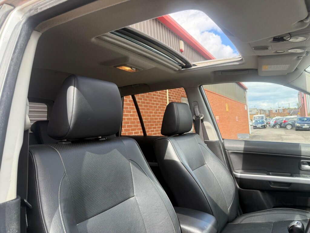 Suzuki Grand Vitara Ddis Silver #23