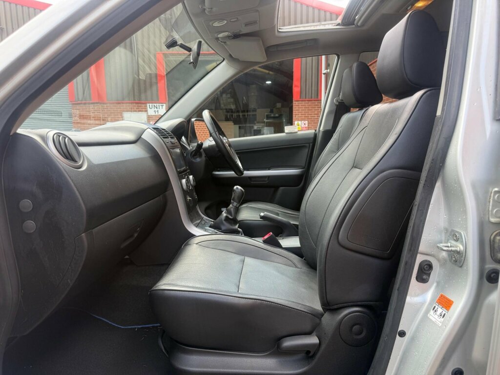 Suzuki Grand Vitara Ddis Silver #24
