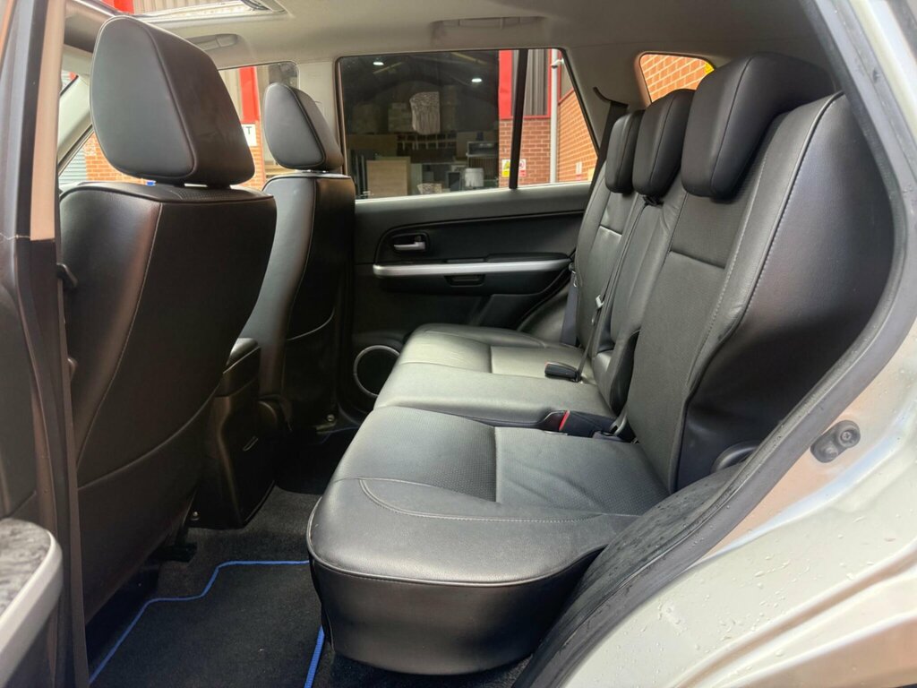 Suzuki Grand Vitara Ddis Silver #27