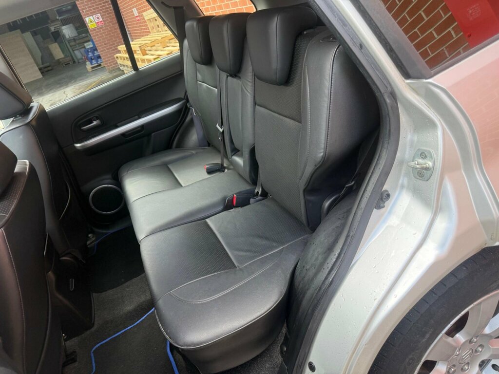 Suzuki Grand Vitara Ddis Silver #28