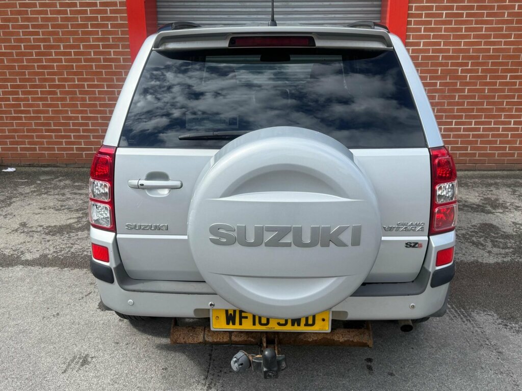 Suzuki Grand Vitara Ddis Silver #32