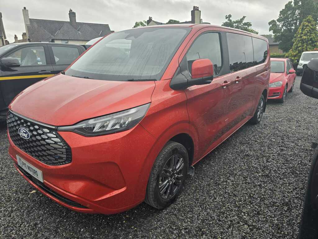 Ford Tourneo Custom 340 65Kwh Titanium Minibus Double Cab PO26KUK Red #3