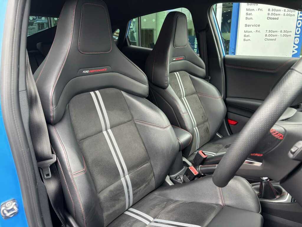 Ford Puma St-line Silver #11