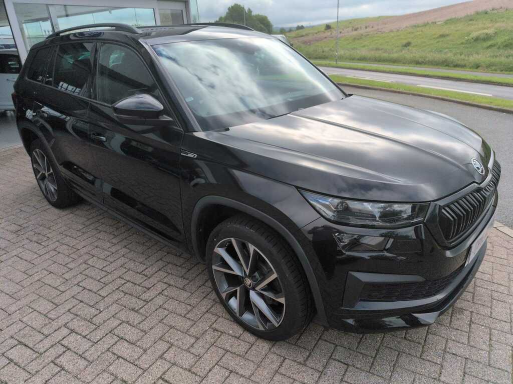 Skoda Kodiaq 2.0 Tdi 200 Sport Line 4X4 Dsg 7 Seat KP24UKW Black #4