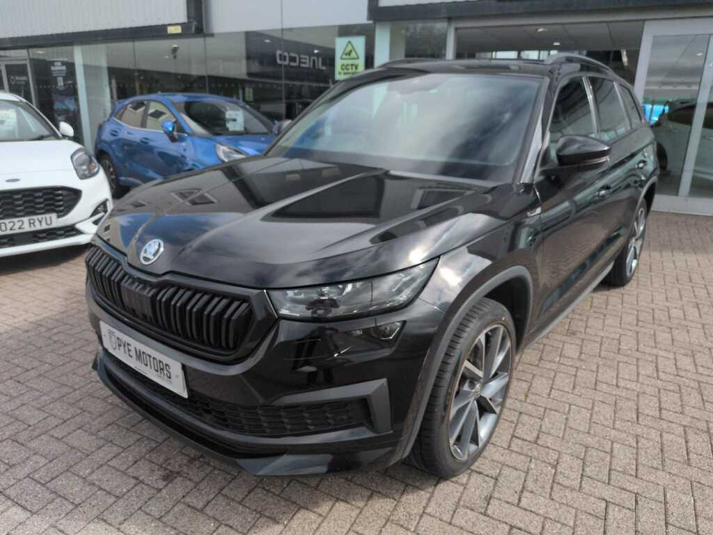 Skoda Kodiaq 2.0 Tdi 200 Sport Line 4X4 Dsg 7 Seat KP24UKW Black #2