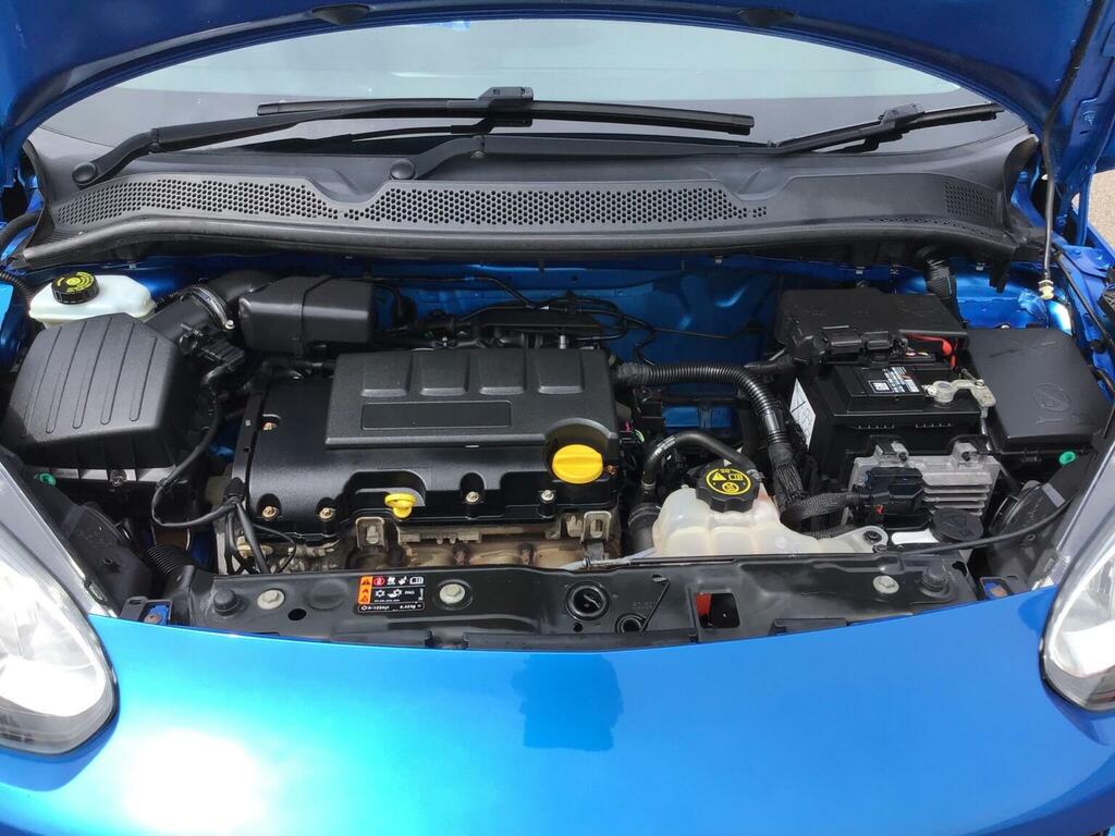 Vauxhall Adam Energised White #8
