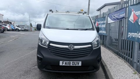 Vauxhall Vivaro 1.6 Cdti 2900 FA18OUV White #2