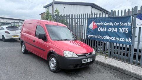 Vauxhall Combo 1.3 Cdti 1700 Red