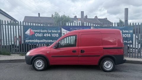 Vauxhall Combo 1.3 Cdti 1700 Red #4