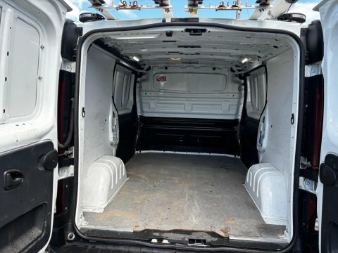 Vauxhall Vivaro White #7