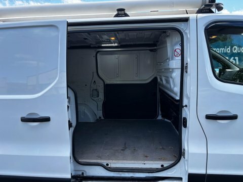 Vauxhall Vivaro White #18