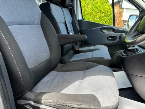 Vauxhall Vivaro White #14