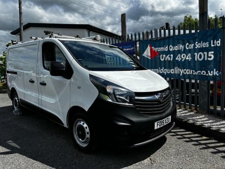 Ford Transit Custom 2.0 350 Ecoblue LF18ZPX White #3