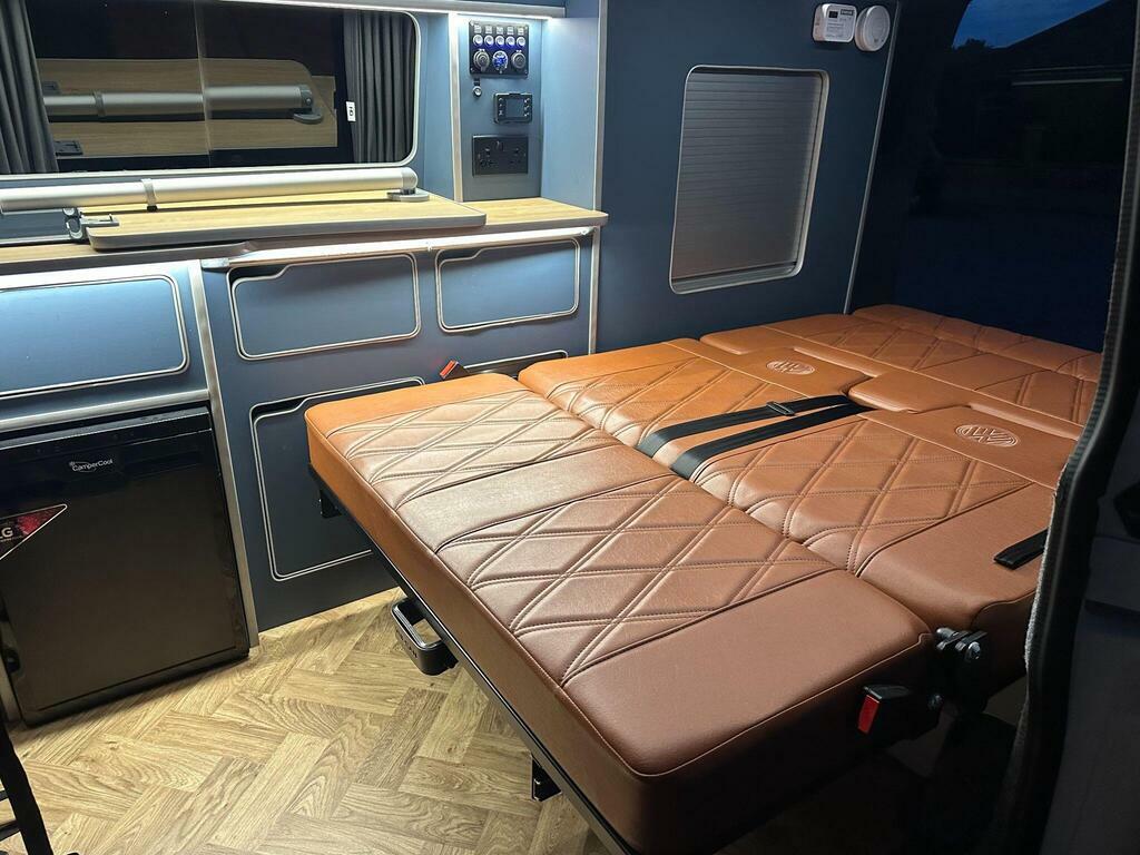 Volkswagen Campervan Stunning Two-tone Swb Campervan With 6 Seat White #16