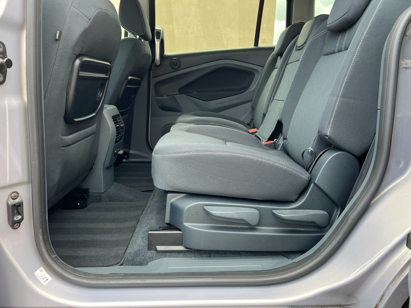 Ford Grand C-Max Blue #37