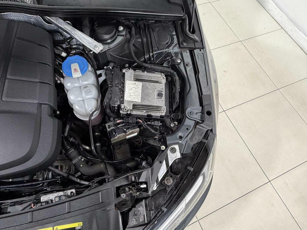 Audi A4 Avant 2L S Line Blue #89