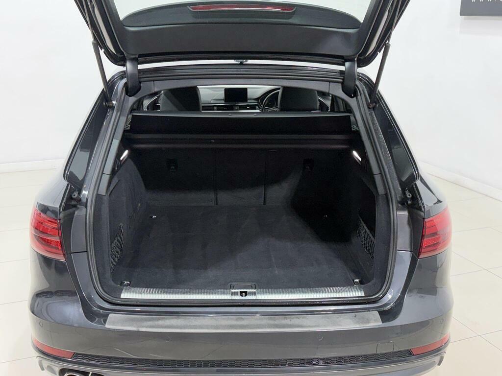 Audi A4 Avant 2L S Line Blue #82