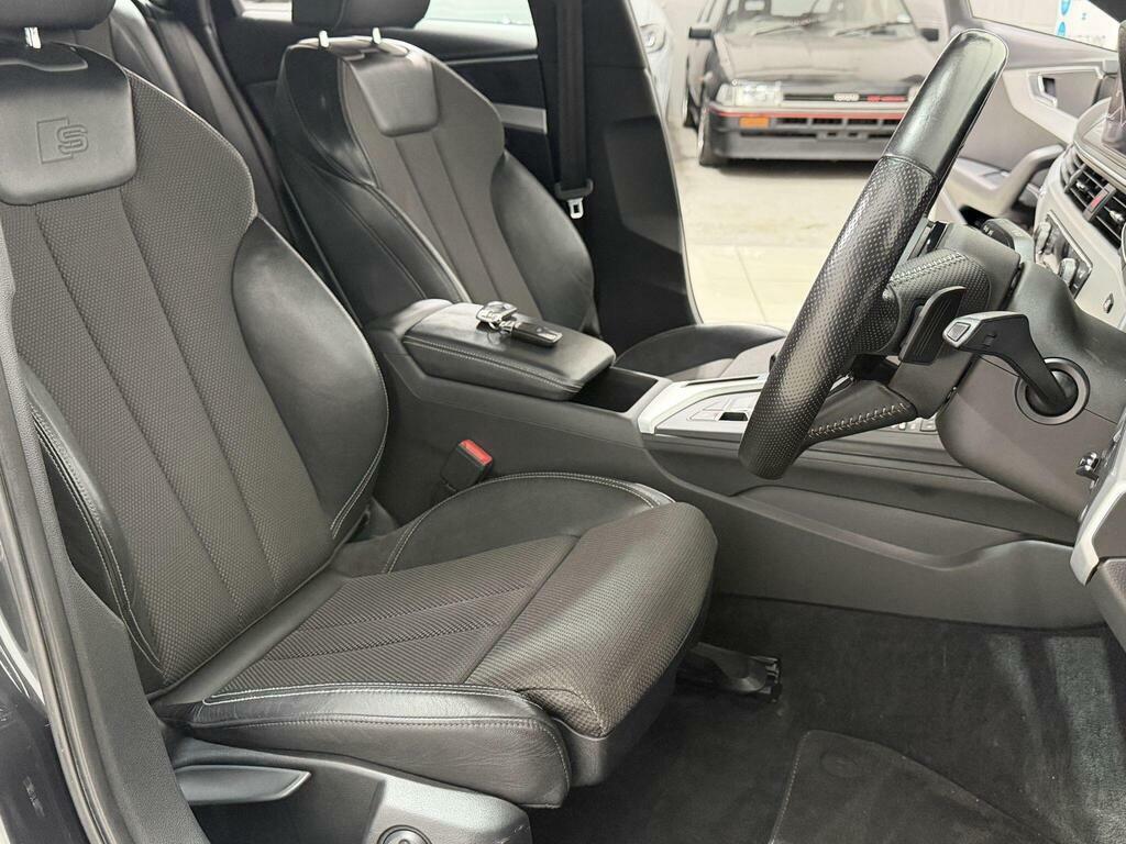 Audi A4 Avant 2L S Line Blue #64