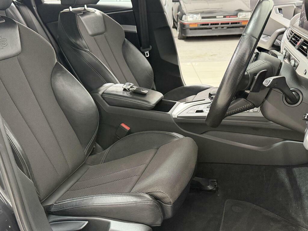 Audi A4 Avant 2L S Line Blue #61