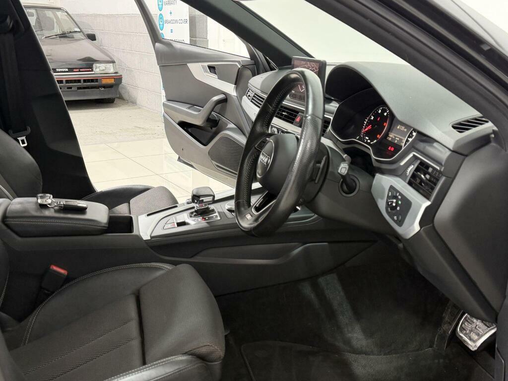 Audi A4 Avant 2L S Line Blue #40