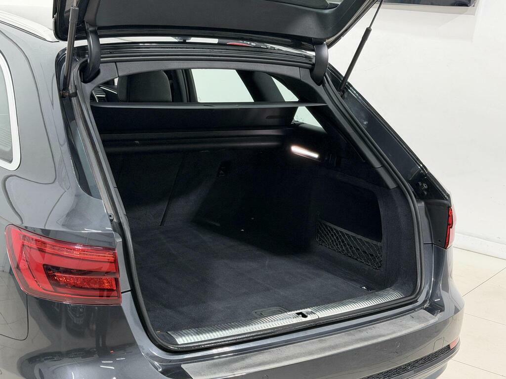Audi A4 Avant 2L S Line Blue #83
