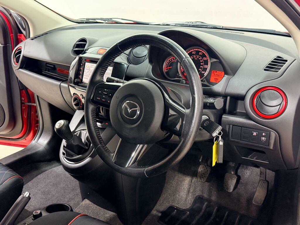 Mazda 2 Skyactiv-d Se-l Nav Tourer Black #34