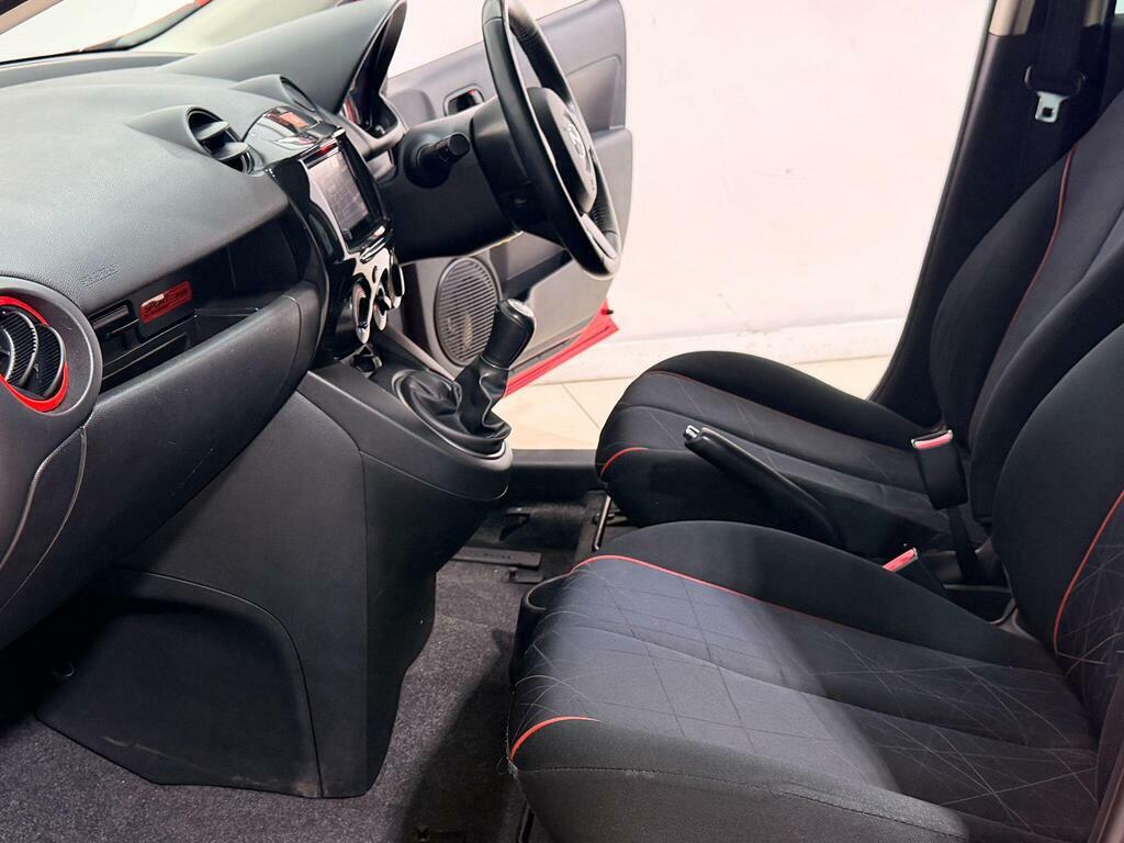 Mazda 2 Skyactiv-d Se-l Nav Tourer Black #37