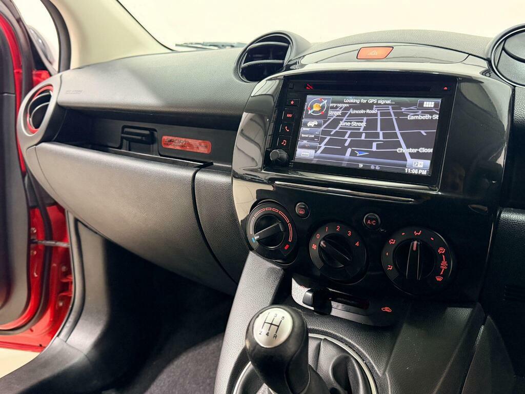 Mazda 2 Skyactiv-d Se-l Nav Tourer Black #45