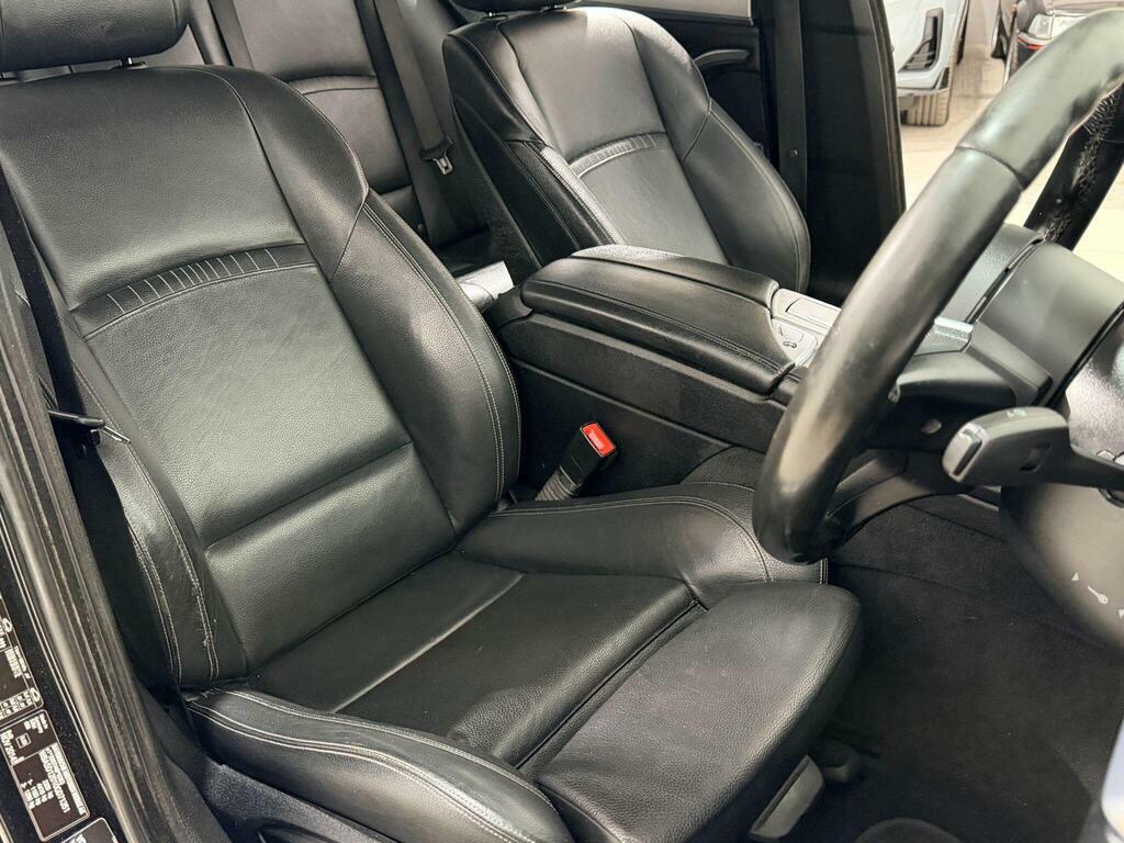 BMW 5 Series Silver #59