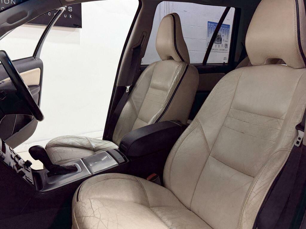Volvo XC90 2.4L 2.4 D5 Se Geartronic Awd Black #58