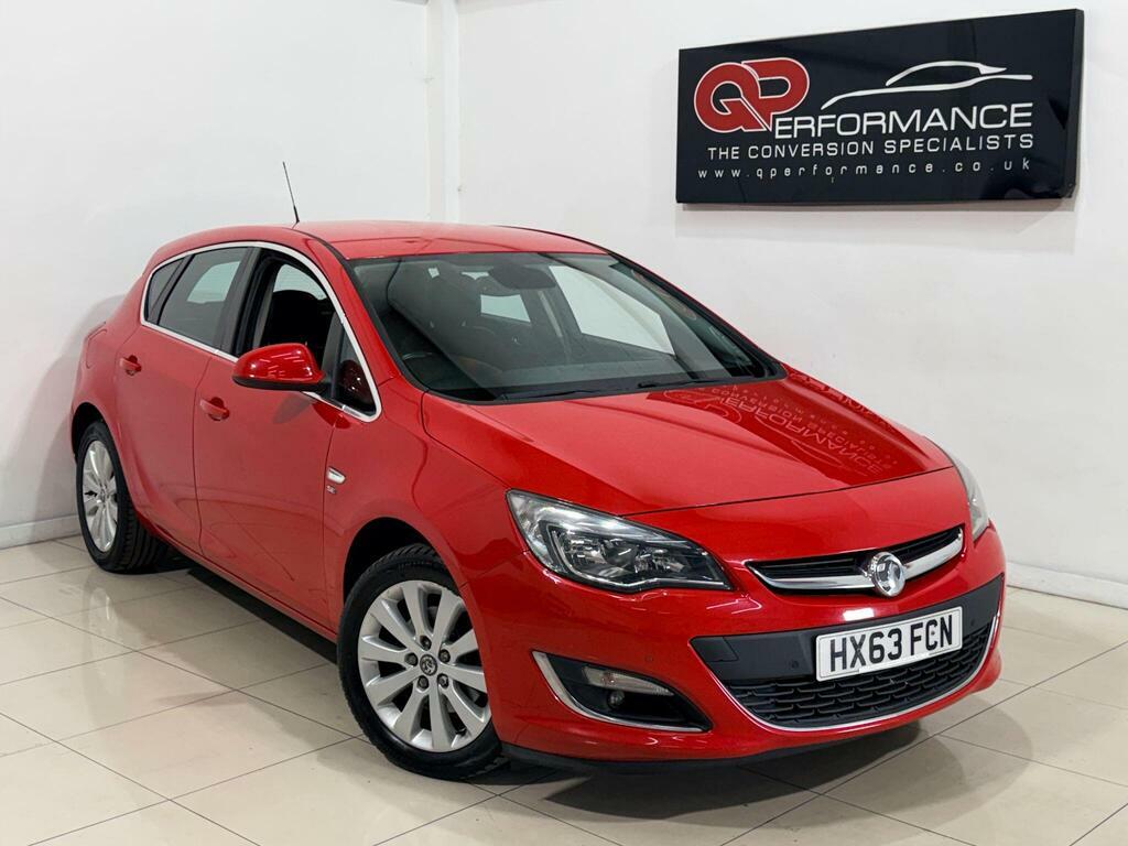 Vauxhall Astra 2.0 Cdti Se Euro 5 Red