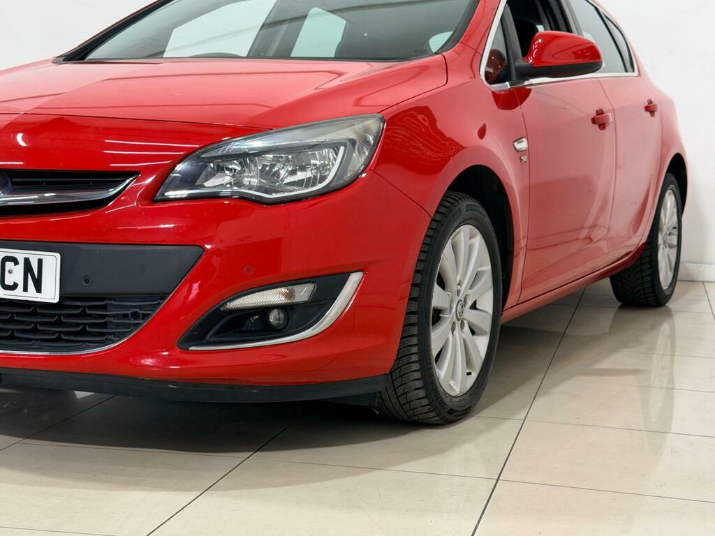 Vauxhall Astra 1.4 16V Energy Euro 5 Red #18
