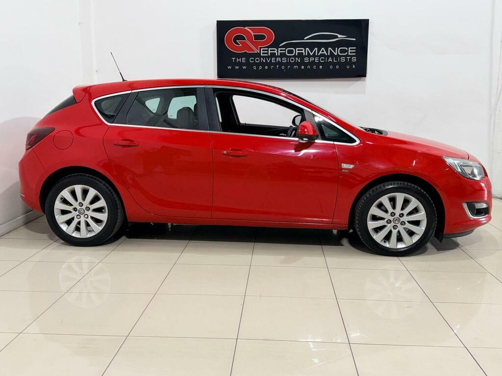 Vauxhall Astra 1.4 16V Energy Euro 5 Red #8