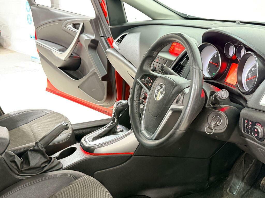 Vauxhall Astra 1.4 16V Energy Euro 5 Red #34