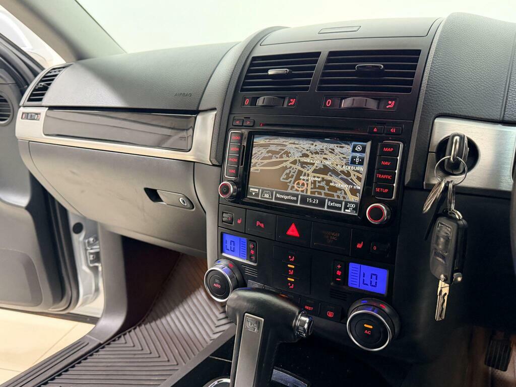 Volkswagen Touareg Tdi Dpf Silver #16