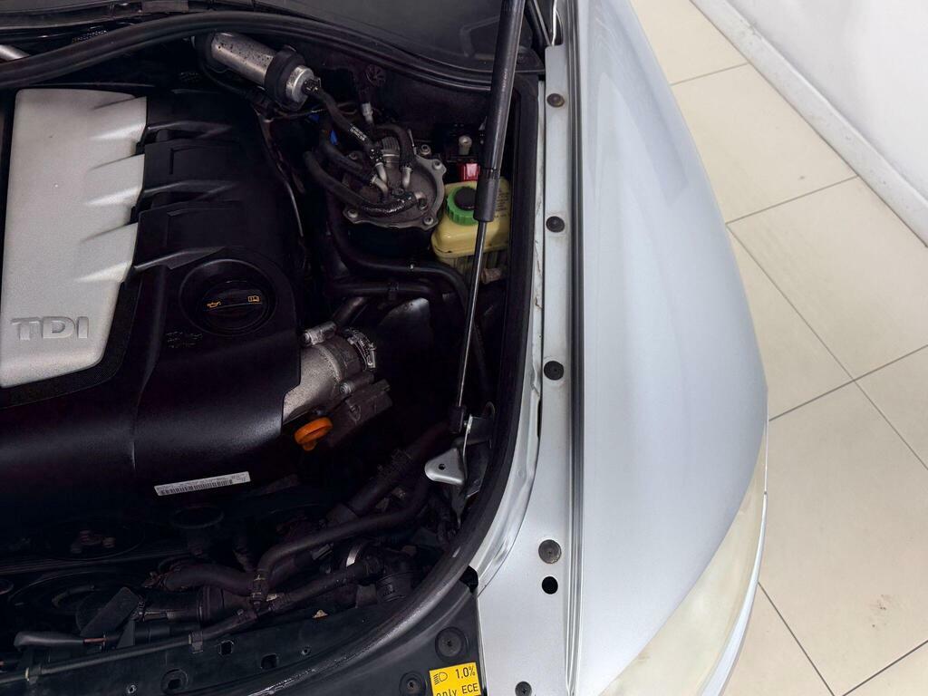 Volkswagen Touareg Tdi Dpf Silver #88