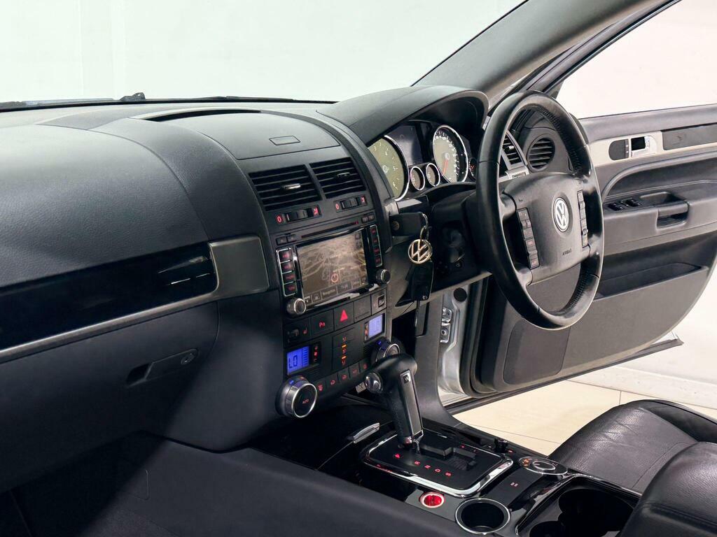 Volkswagen Touareg 3.0 Tdi V6 Dpf Altitude Silver #2