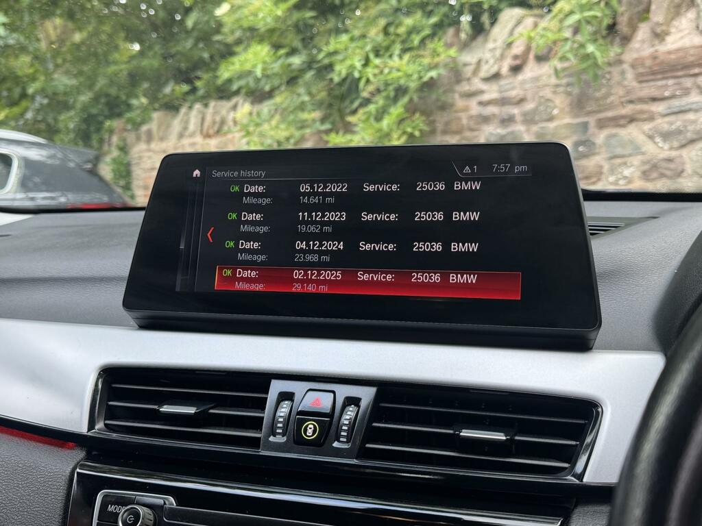 BMW X1 Sport Black #35