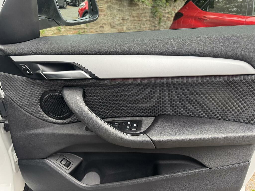 BMW X1 Sport Black #24