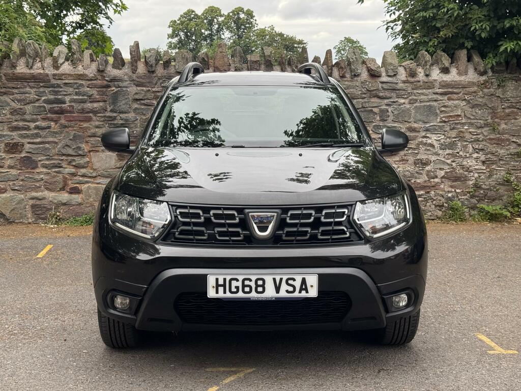 Dacia Duster Essential Black #2
