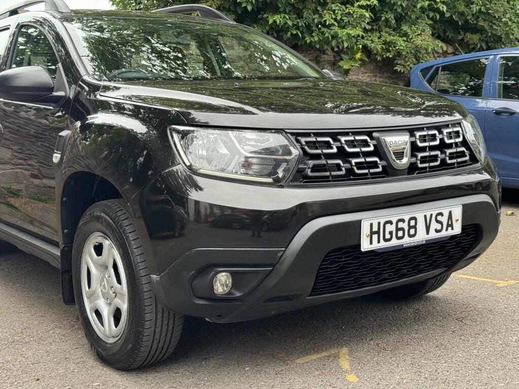 Dacia Duster Essential Black #3