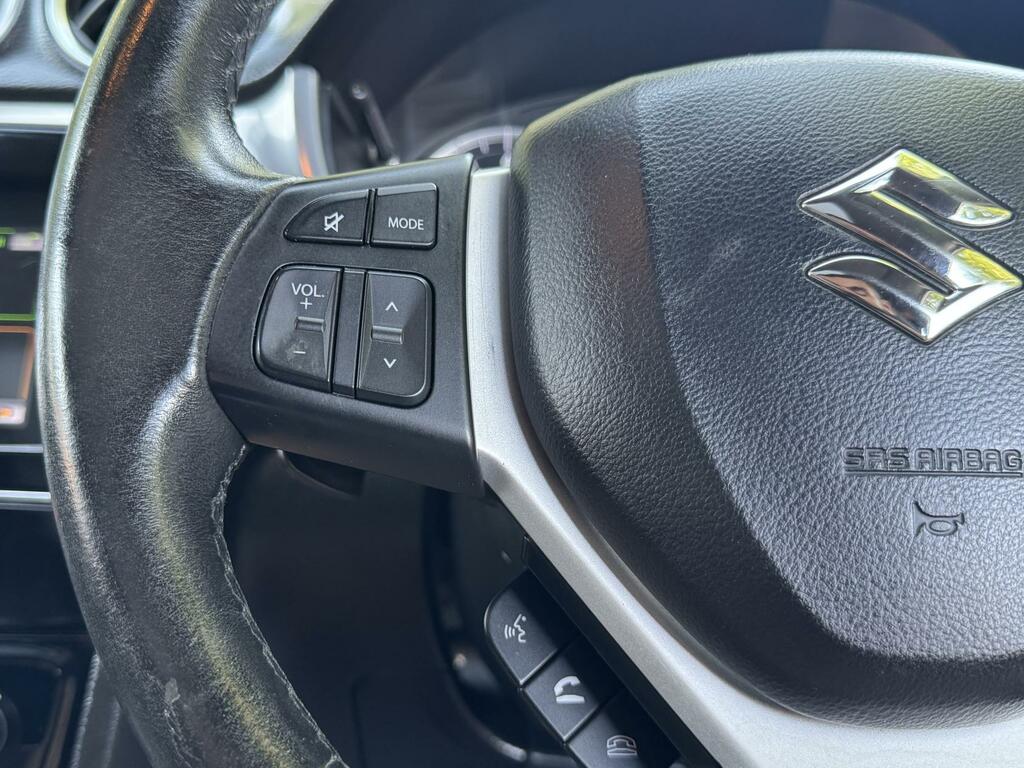Suzuki Vitara Hatchback Sz5 2015 Beige #21