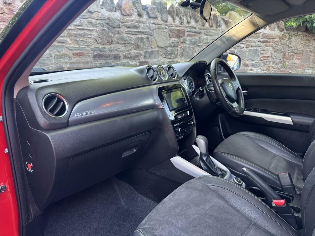 Suzuki Vitara Hatchback Sz5 2015 Beige #16