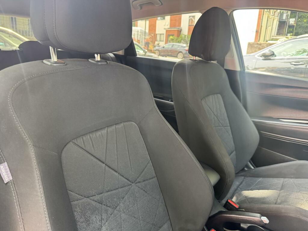 Hyundai Bayon 1.0 T-gdi Mhev Premium Blue #12