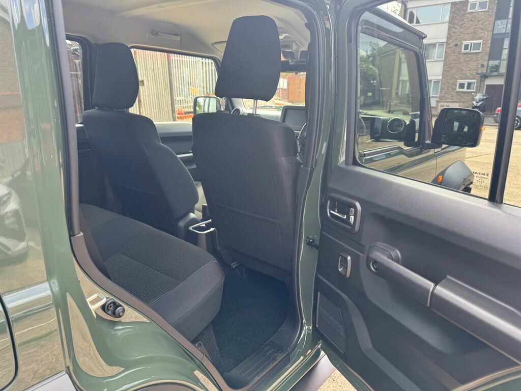 Suzuki Jimny Mpv Black #45