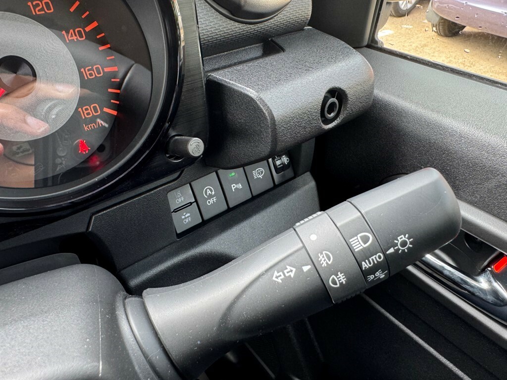 Suzuki Jimny Mpv Black #37