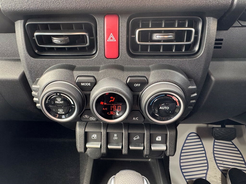 Suzuki Jimny Mpv Black #31
