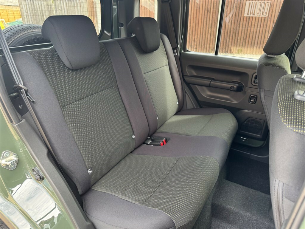 Suzuki Jimny Mpv Black #49