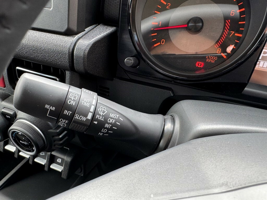 Suzuki Jimny Mpv Black #34