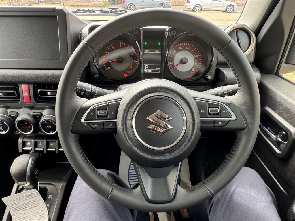 Suzuki Jimny Mpv Black #38